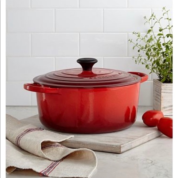 Le Creuset new #30 6.75qt Red - Picture 10 of 14